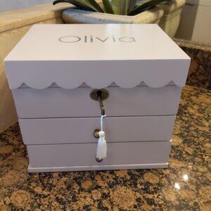 Pottery Barn Kids Iris Penny Lilac Purple Jewelry Box mono "Olivia"